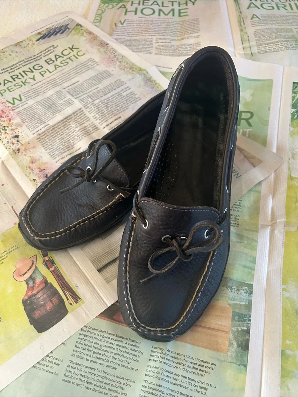L.L. Bean Boat Shoes Mens Sz 9.5 EE Dark Brown Leather Driving Moccasins Slip-On